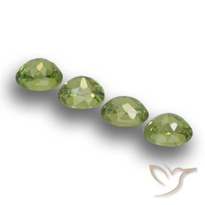 Shop natural 1.53ct Forêt verte Grenat démantoïde gems, ovale, from Namibie at GemSelect. In stock, global shipping!