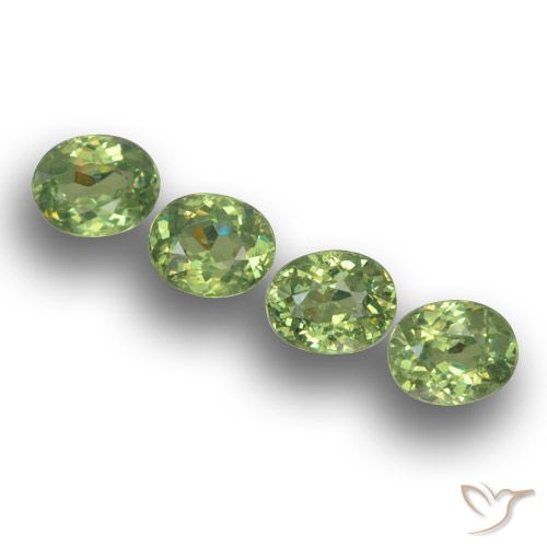 1.52ctw Naturel Vert chaud Grenat démantoïde, ovale, VS