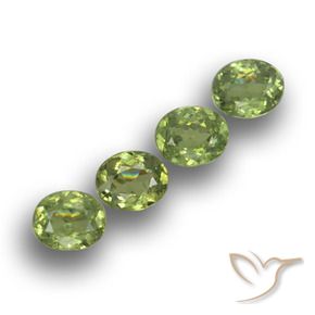 Shop natural 1.51ct Forêt verte Grenat démantoïde gems, ovale, from Namibie at GemSelect. In stock, global shipping!