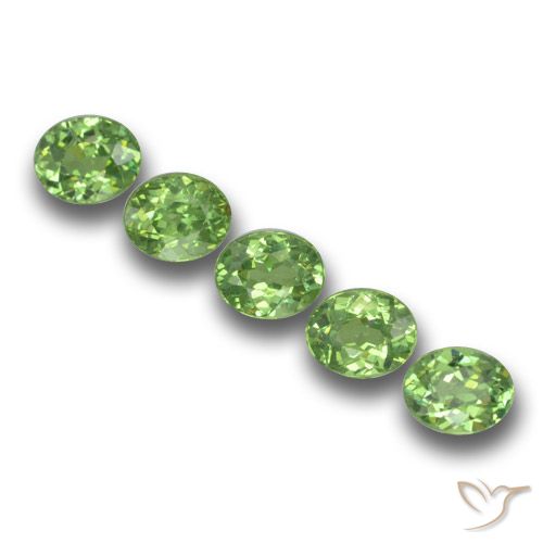 1.74ctw Naturel Vert chaud Grenat démantoïde, ovale, VS