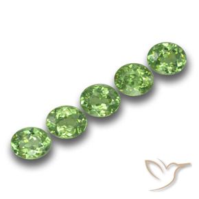 Shop natural 1.74ct Vert chaud Grenat démantoïde gems, ovale, from Namibie at GemSelect. In stock, global shipping!