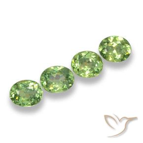 Shop natural 1.49ct Vert poire Grenat démantoïde gems, ovale, from Namibie at GemSelect. In stock, global shipping!