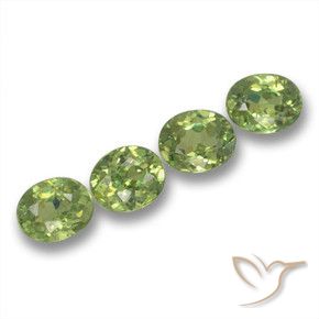 Shop natural 1.73ct Vert chaud Grenat démantoïde gems, ovale, from Namibie at GemSelect. In stock, global shipping!