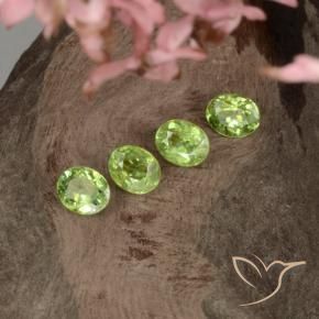 Shop natural 1.42ct Vert citron Grenat démantoïde gems, ovale, from Namibie at GemSelect. In stock, global shipping!
