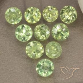 Shop natural 1.63ct Vert jaune léger Grenat démantoïde gems, Tour, from Namibie at GemSelect. In stock, global shipping!