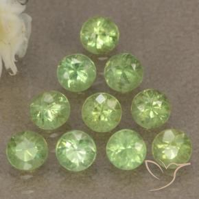 Shop natural 1.75ct Vert lime léger Grenat démantoïde gems, Tour, from Namibie at GemSelect. In stock, global shipping!