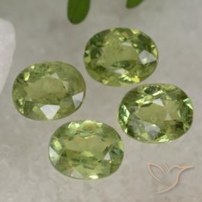 Shop natural 1.74ct Vert clair Grenat démantoïde gems, ovale, from Namibie at GemSelect. In stock, global shipping!