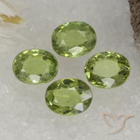Shop natural 1.65ct Vert citron Grenat démantoïde gems, ovale, from Namibie at GemSelect. In stock, global shipping!