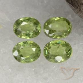Achetez naturel 1,59ct vert grenat démantoïde gems, coupe ovale, en provenance namibie chez gemselect. en stock, livraison internationale!