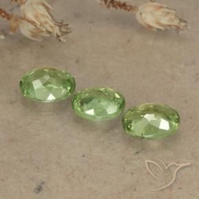 Shop natural 0.82ct Vert citron Grenat démantoïde gems, ovale, from Namibie at GemSelect. In stock, global shipping!