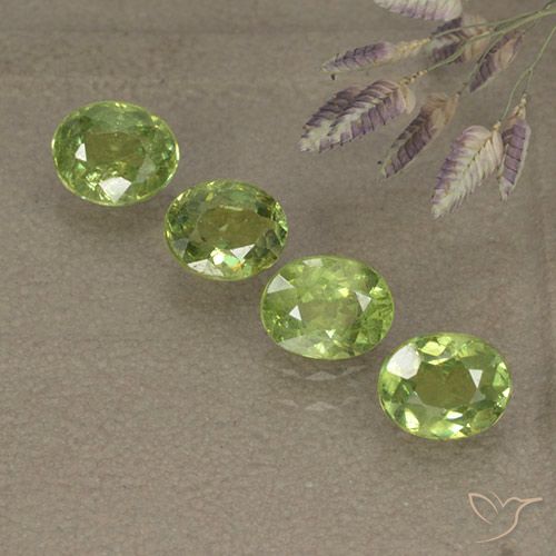 1.93ctw Naturel Vert vif et léger Grenat démantoïde, ovale, VS-SI