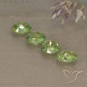 Shop natural 1.83ct Forêt verte Grenat démantoïde gems, ovale, from Namibie at GemSelect. In stock, global shipping!