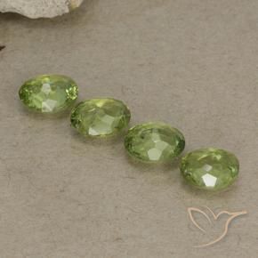 Shop natural 1.35ct Vert jaunâtre Grenat démantoïde gems, ovale, from Namibie at GemSelect. In stock, global shipping!