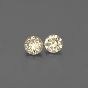 Achetez naturel ct Champagne Diamant gems, Coupe roude, En provenance Afrique du Sud chez GemSelect. En stock, livraison internationale!