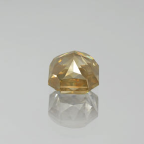 Diamant or naturelle taille émeraude, 2,74 ct, SI