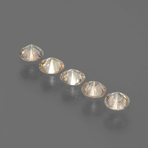 Achetez naturel ct Champagne Diamant gems, Coupe roude, En provenance Afrique du Sud chez GemSelect. En stock, livraison internationale!