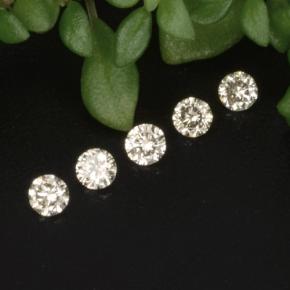 Achetez naturel 0.09ct Jaune clair Diamant gems, Coupe roude, En provenance Afrique du Sud chez GemSelect. En stock, livraison internationale!