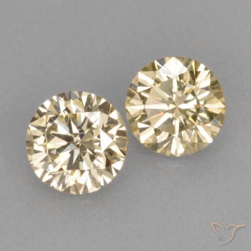 Shop natural 0.51ct Marron doré très clair Diamant gems, Tour, from Inde at GemSelect. In stock, global shipping!