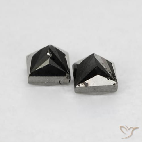 Shop natural 0.13ct Noire Diamant gems, Carré, from Inde at GemSelect. In stock, global shipping!