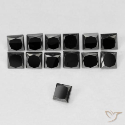 Diamant Noire naturelle Carré, 0.11 ct, Opaque