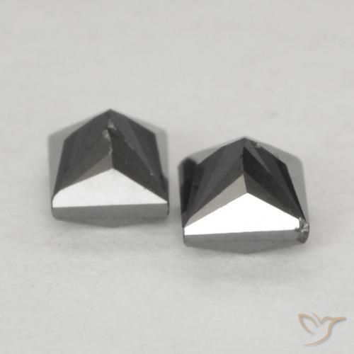 Shop natural 0.31ct Noire Diamant gems, Carré, from Inde at GemSelect. In stock, global shipping!