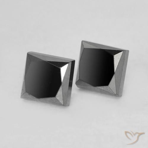 Shop natural 0.39ct Noire Diamant gems, Carré, from Inde at GemSelect. In stock, global shipping!