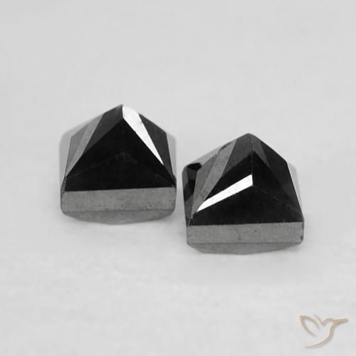 Shop natural 0.39ct Noire Diamant gems, Carré, from Inde at GemSelect. In stock, global shipping!