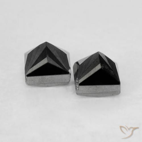 Shop natural 0.29ct Noire Diamant gems, Carré, from Inde at GemSelect. In stock, global shipping!