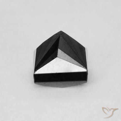Diamant Noire naturelle Carré, 0.30 ct, Opaque