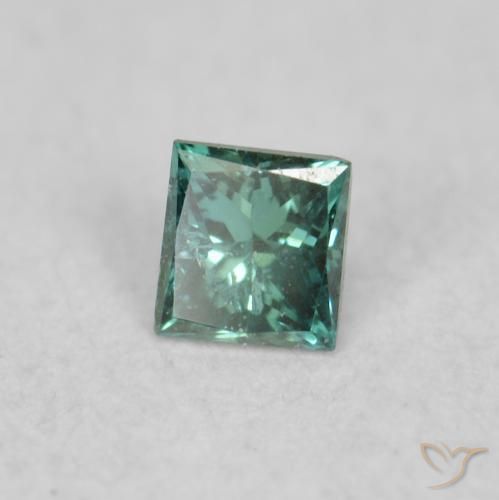 Diamant Vert naturelle Carré, 0.04 ct, VS-SI