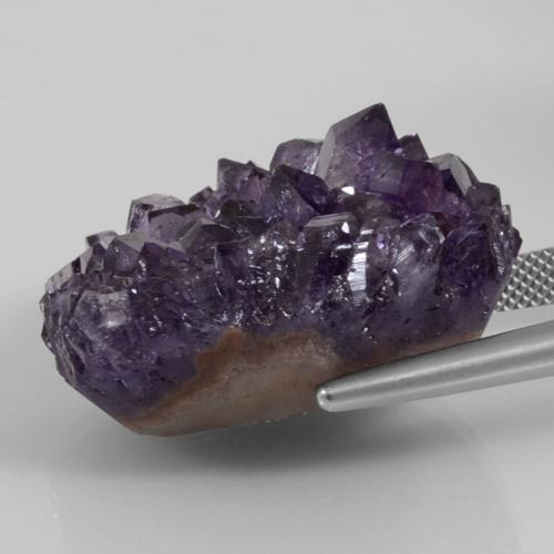 Druse d'améthyste Violet moyen-foncé naturelle Forme fantaisie, 65.12 ct, Opaque