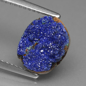 Druse d'azurite bleue naturelle forme fantaisie, 2,55 ct, opaque