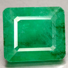 Émeraude vert naturelle taille émeraude, 3,53 ct, SI-I1