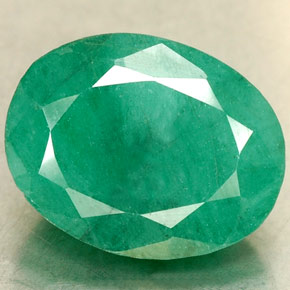 Émeraude vert naturelle coupe ovale, 2,35 ct, SI-I1