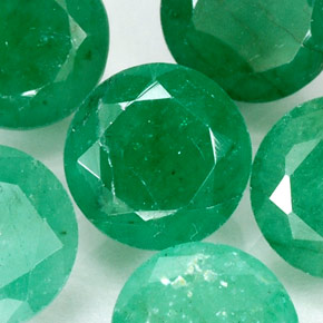 Achetez naturel ct vert émeraude gems, coupe roude, en provenance colombie chez gemselect. en stock, livraison internationale!
