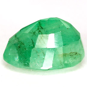 Émeraude vert naturelle coupe ovale, 4,60 ct, I1