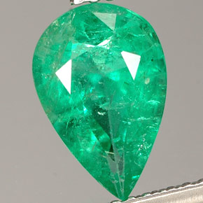Émeraude Vert naturelle En forme de poire, 1.42 ct, VS