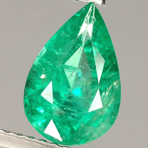 Émeraude Vert naturelle En forme de poire, 1.42 ct, VS