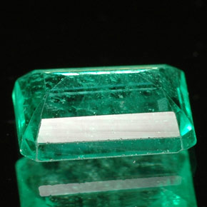 Émeraude vert naturelle taille émeraude, 1,50 ct, SI-I1