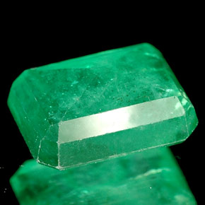 Émeraude vert naturelle taille émeraude, 2,54 ct, I1