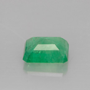 Émeraude Vert naturelle Taille émeraude, 1.64 ct, I1