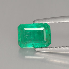 Émeraude vert naturelle taille émeraude, 1,48 ct, I1