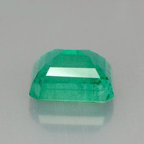 Émeraude vert naturelle taille émeraude, 1,68 ct, I1