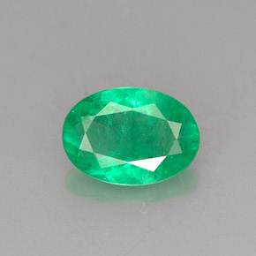 Émeraude vert naturelle coupe ovale, 0,53 ct, SI-I1