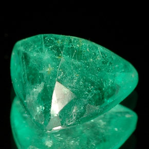 Émeraude vert naturelle trillion, 1,39 ct, I1
