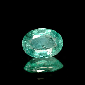 Émeraude vert naturelle coupe ovale, 0,64 ct, I1