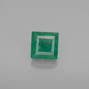 Émeraude vert naturelle carré, 0,59 ct, I1