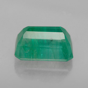 Émeraude vert naturelle taille émeraude, 1,93 ct, I1
