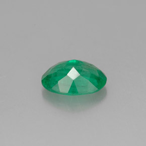 Émeraude Vert naturelle Coupe ovale, 0.83 ct, SI-I1