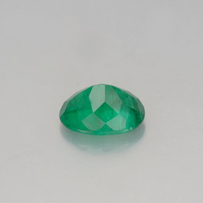 Émeraude vert naturelle coupe ovale, 0,77 ct, SI-I1